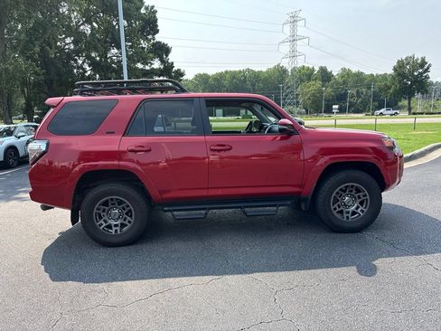 Used 2020 Toyota 4Runner SR5 Premium AWD/4WD image 6