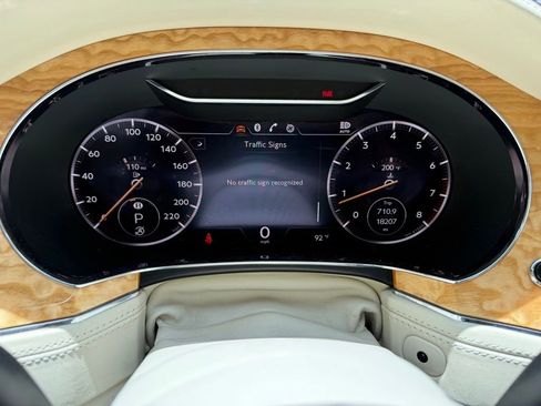Used 2020 Bentley Continental GT AWD/4WD image 15