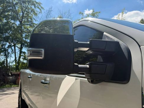 Used 2017 Ford F250 Platinum w/ Platinum Ultimate Package AWD/4WD image 89