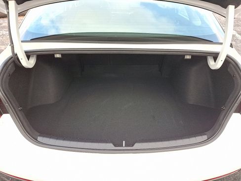 Used 2024 Kia K5 LXS image 29