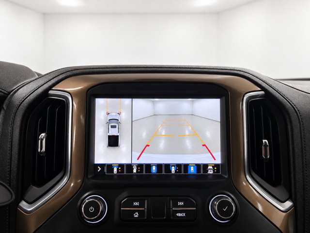Used 2020 Chevrolet Silverado 1500 High Country w/ Technology Package AWD/4WD image 38