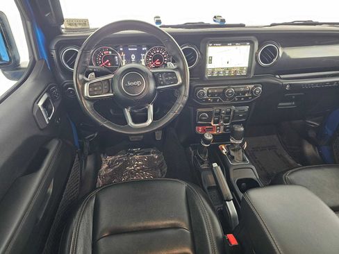 Used 2022 Jeep Wrangler Unlimited Rubicon w/ Trailer Tow Package AWD/4WD image 18