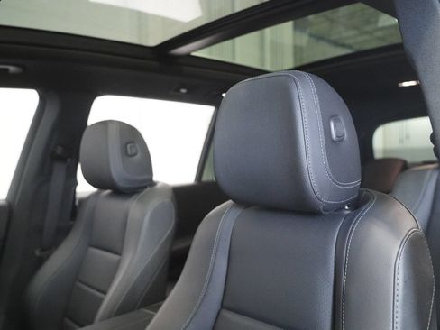 Certified 2023 Mercedes-Benz GLS 450 4MATIC image 12