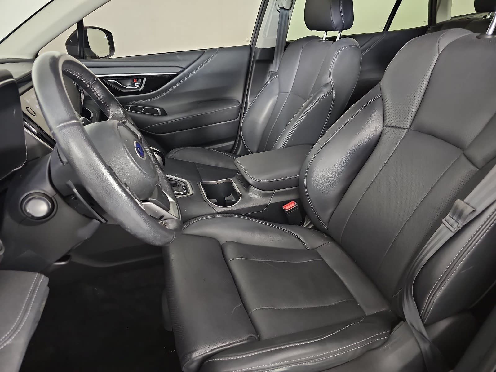 Used 2023 Subaru Outback Limited AWD/4WD image 13