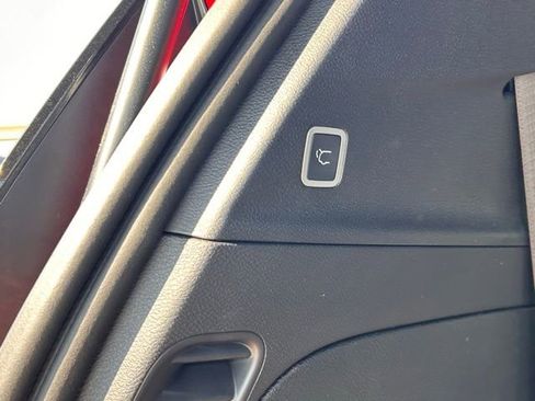 New 2026 Chrysler Pacifica Select FWD image 13