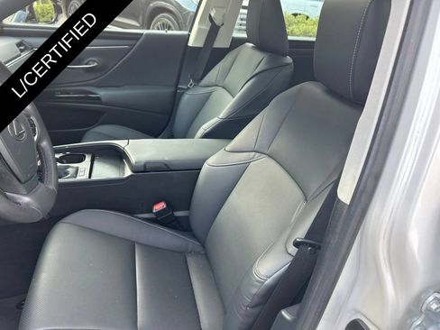 Certified 2024 Lexus ES 300h w/ Premium Package FWD image 15