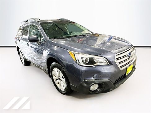 Used 2015 Subaru Outback 2.5i Premium image 3