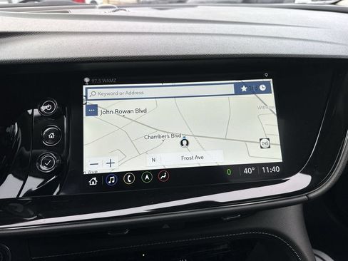 Used 2023 Buick Envision Avenir AWD/4WD image 12