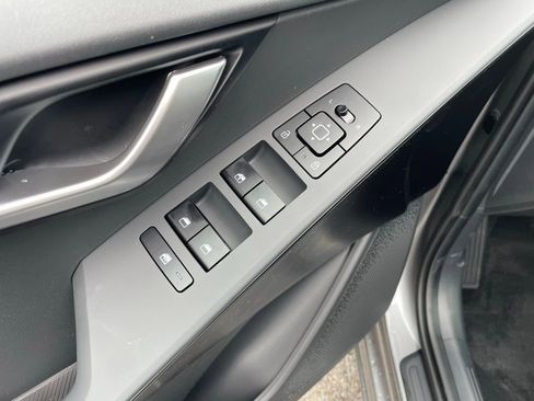 New 2026 Kia Niro LX FWD image 12