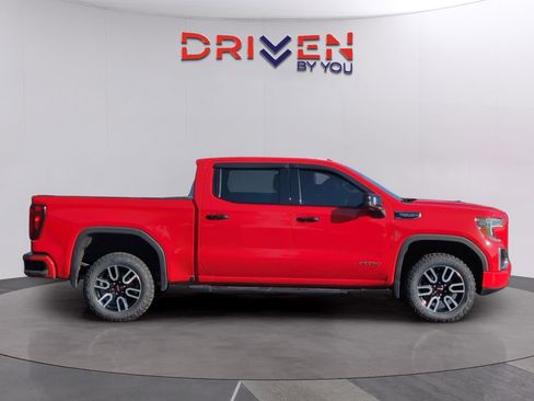 Used 2021 GMC Sierra 1500 AT4 w/ AT4 Value Package image 6