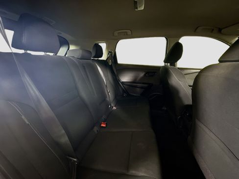 Used 2023 Nissan Rogue S image 27