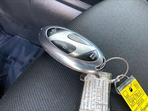 Certified 2025 Hyundai Tucson SEL image 13