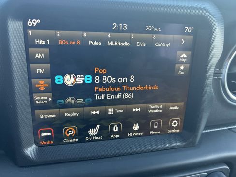 Used 2023 Jeep Wrangler Sahara w/ Cold Weather Group image 34