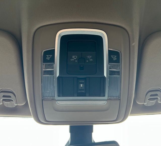 Certified 2019 RAM 1500 Laramie AWD/4WD image 18