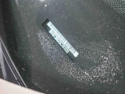 Used 2025 Nissan Rogue SV image 29