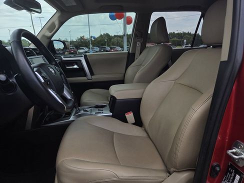 Used 2024 Toyota 4Runner Limited RWD image 13