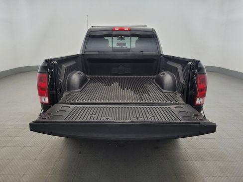 Used 2017 RAM 1500 Classic SLT image 29