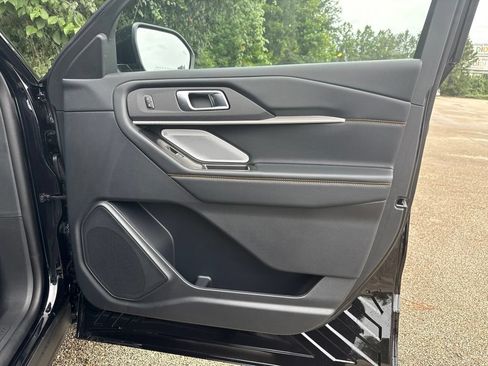 New 2026 Ford Explorer Tremor w/ Tremor Ultimate Package AWD/4WD image 32