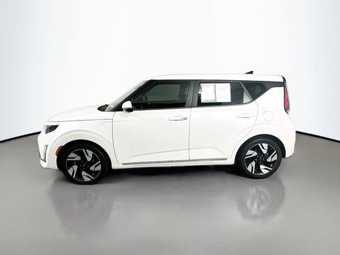 Used 2023 Kia Soul GT-Line FWD image 4