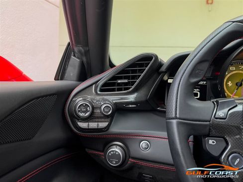 Used 2019 Ferrari 488 GTB RWD image 19