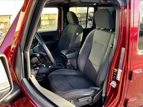 Used 2021 Jeep Wrangler Unlimited Sport image 10