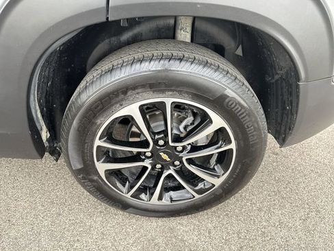 Used 2024 Chevrolet TrailBlazer LT w/ Driver Confidence Package FWD image 8