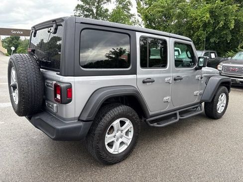 Used 2019 Jeep Wrangler Unlimited Sport S AWD/4WD image 5