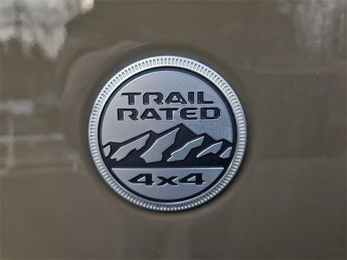 Used 2020 Jeep Gladiator Sport w/ Quick Order Package 24S image 31