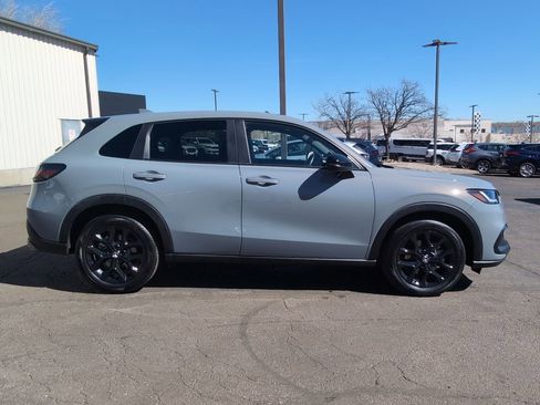 Used 2025 Honda HR-V Sport image 8