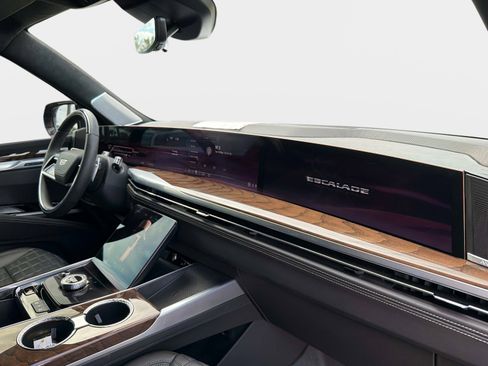 Used 2025 Cadillac Escalade Sport Platinum image 24
