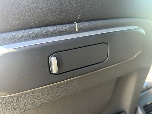 Used 2024 BMW X5 xDrive50e w/ M Sport Package image 27