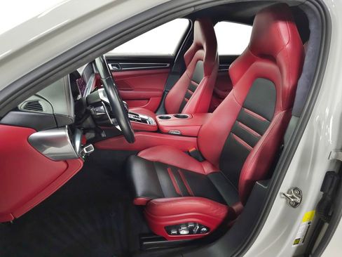 Used 2020 Porsche Panamera GTS AWD/4WD image 18