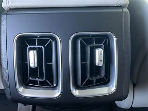 Certified 2025 Kia Sorento EX w/ EX Panoramic Sunroof Package image 29