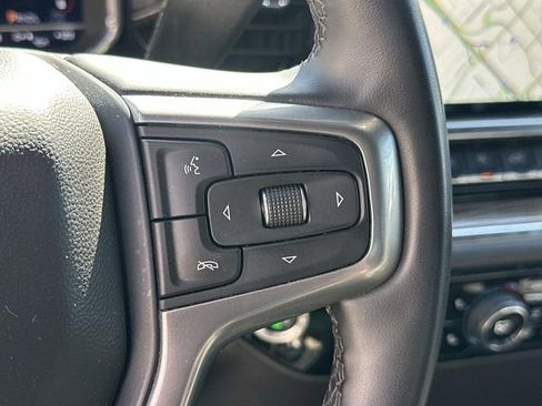 Used 2025 Chevrolet Silverado 1500 LT RWD image 36