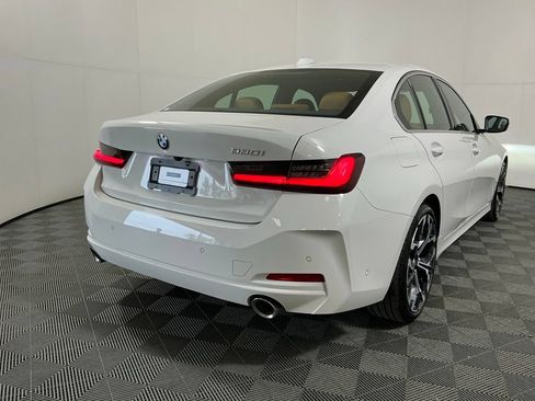 Certified 2025 BMW 330i Sedan w/ Convenience Package RWD image 5