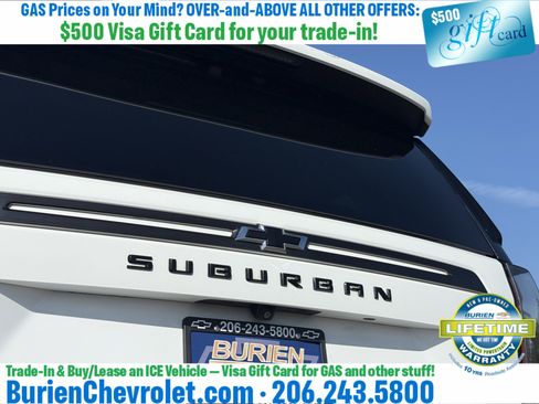 Used 2022 Chevrolet Suburban Z71 w/ Luxury Package AWD/4WD image 39