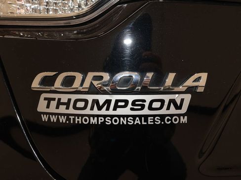 Used 2024 Toyota Corolla LE image 32