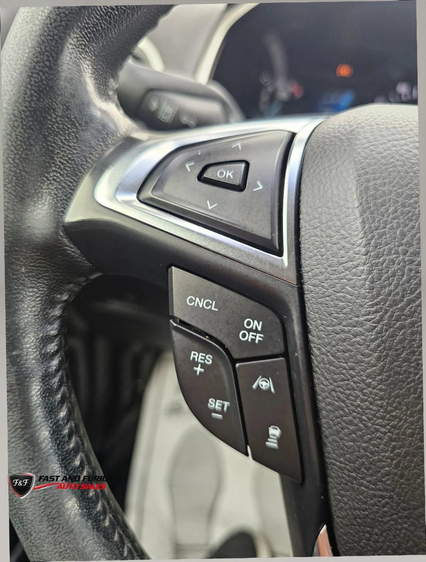 Used 2020 Ford Edge SEL w/ Cargo Accessory Package FWD image 16