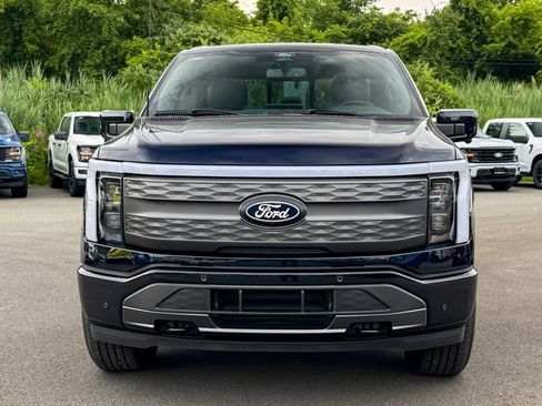 New 2025 Ford F150 Lightning Lariat image 8