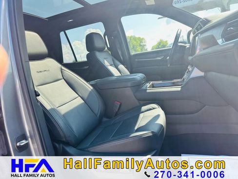 Used 2021 GMC Yukon Denali image 31