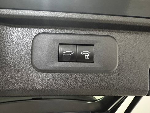 Used 2024 Toyota Grand Highlander AWD image 35