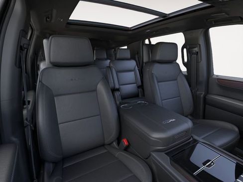 New 2026 GMC Yukon Denali w/ Denali Reserve Package AWD/4WD image 16