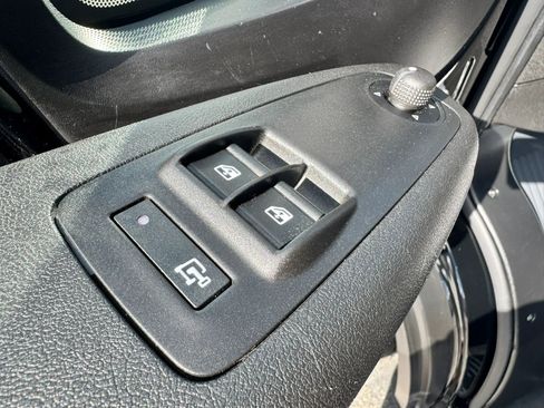 Used 2023 RAM ProMaster 2500 w/ Driver Convenience Group image 13