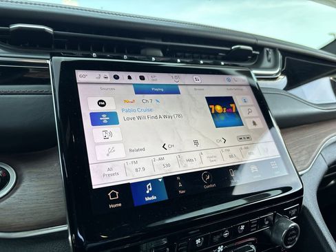 Used 2022 Jeep Grand Cherokee Summit w/ Advanced Protech Group IV image 13