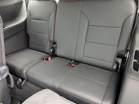 Used 2024 Chevrolet Traverse RS image 21