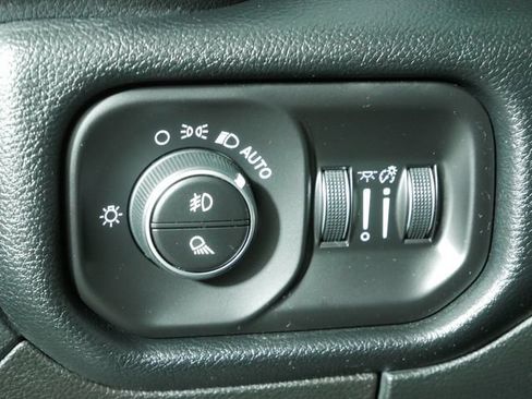 Certified 2020 RAM 1500 Laramie AWD/4WD image 24
