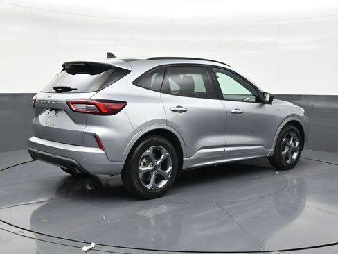 Used 2024 Ford Escape ST-Line w/ Tech Pack #1 FWD image 5