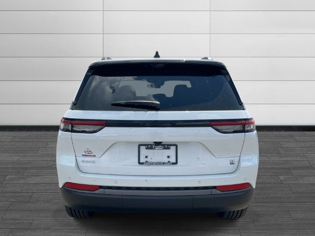 New 2026 Jeep Grand Cherokee Limited AWD/4WD image 5
