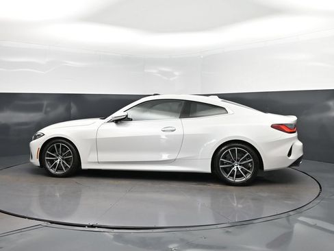 Used 2024 BMW 430i Coupe w/ Convenience Package RWD image 4