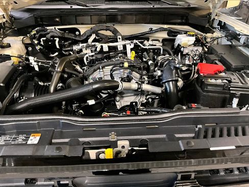 Used 2025 Ford Bronco Outer Banks image 27